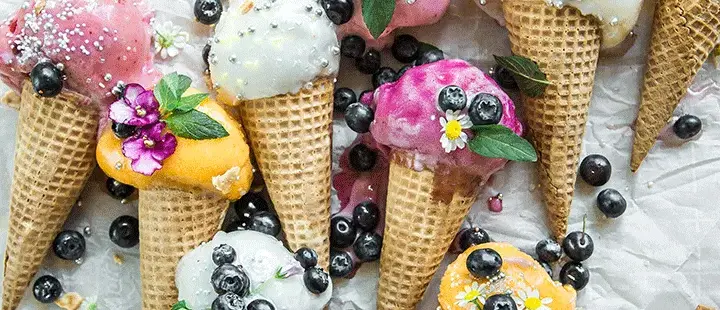 Jak zrobić lody proteinowe - proste przepisy na zdrowe desery