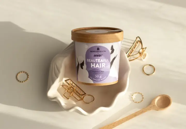 Suplement diety "Beautèaful Hair" w formie herbatki, idealny dla tych, którzy szukają odpowiedzi na pytanie: jakie witaminy na włosy.