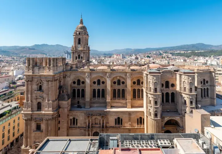 Malaga atrakcje, które musisz zobaczyć – nie przegap tych miejsc