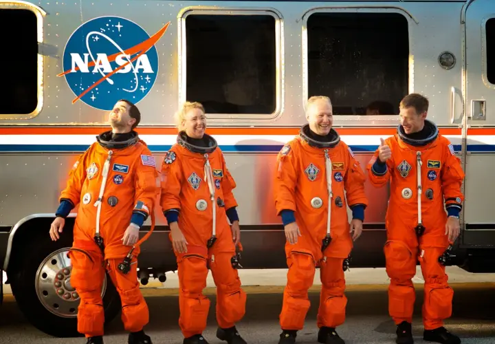 Ile zarabia pracownik NASA? Zaskakujące fakty o wynagrodzeniach
