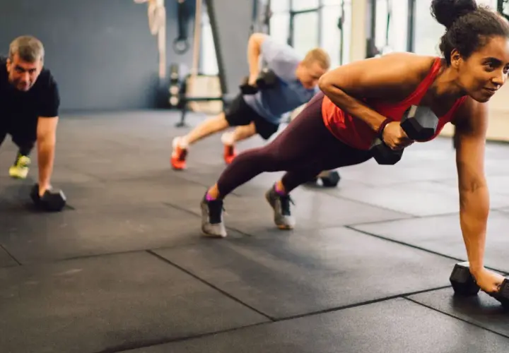 Cross trening: Co to, dla kogo, efekty? Zacznij bezpiecznie!
