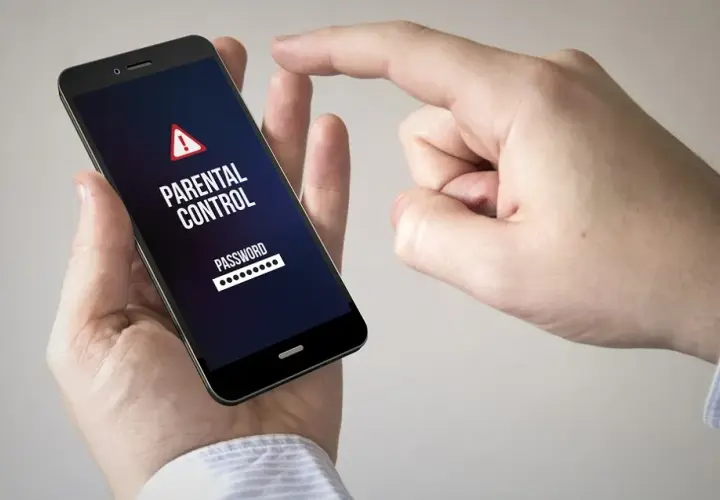 Kontrola telefonu żony bez zgody - prawne skutki i konsekwencje karne