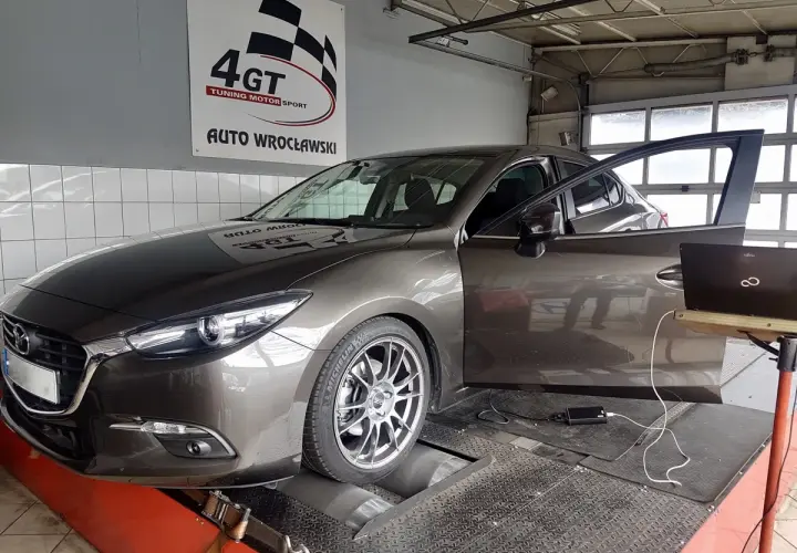 Chip tuning Mazda 3 2.0 165 KM: Jak zwiększyć moc i osiągi?