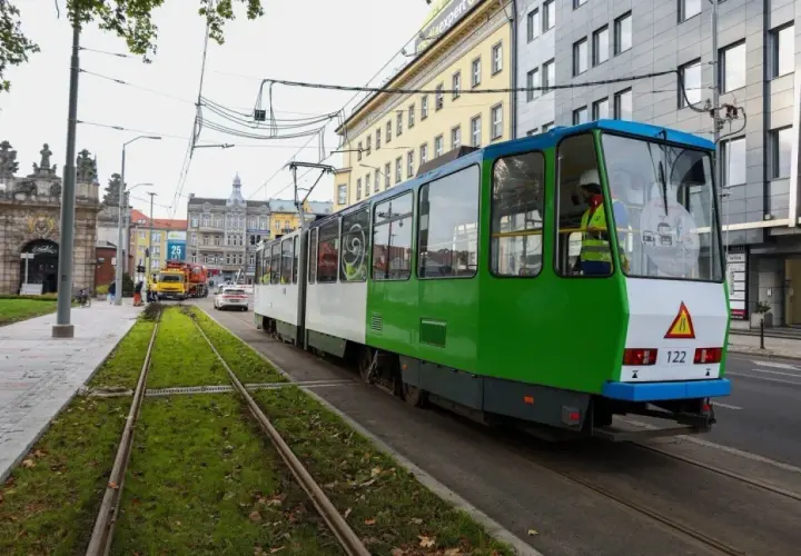 Ile zarabia motorniczy w Szczecinie? Zaskakujące dane o wynagrodzeniach