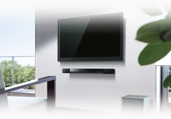Kino domowe czy soundbar? Jak wybrać idealny zestaw do salonu
