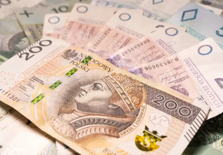 Dodatek 1000 zł brutto DPS 2025: Kiedy i kto otrzyma? Zasady.
