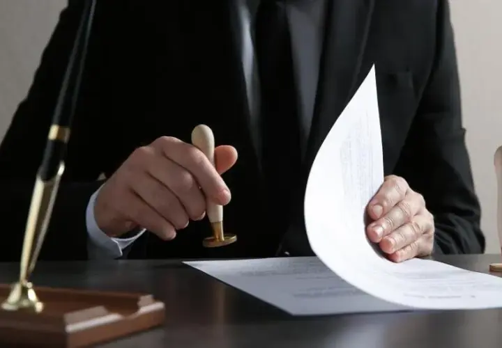 Jak uzyskać odpis aktu notarialnego? Prosty sposób na szybkie uzyskanie