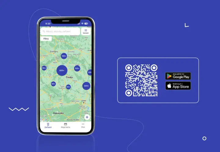 Telefon z aplikacją mapy pokazującą lokalizacje z liczbami, obok kod QR i przyciski pobierania aplikacji.