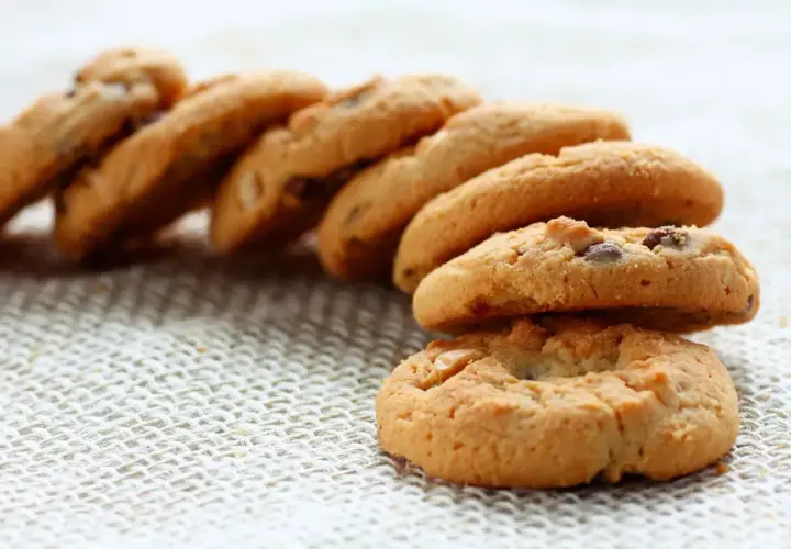 Galletas caseras con chispas de chocolate, perfectas para tu próxima receta de galletas.