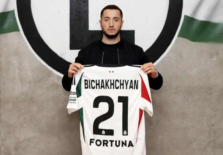 Bichakhchyan z numerem 21 na koszulce Legii. Spekulacje transferowe nabierają tempa!