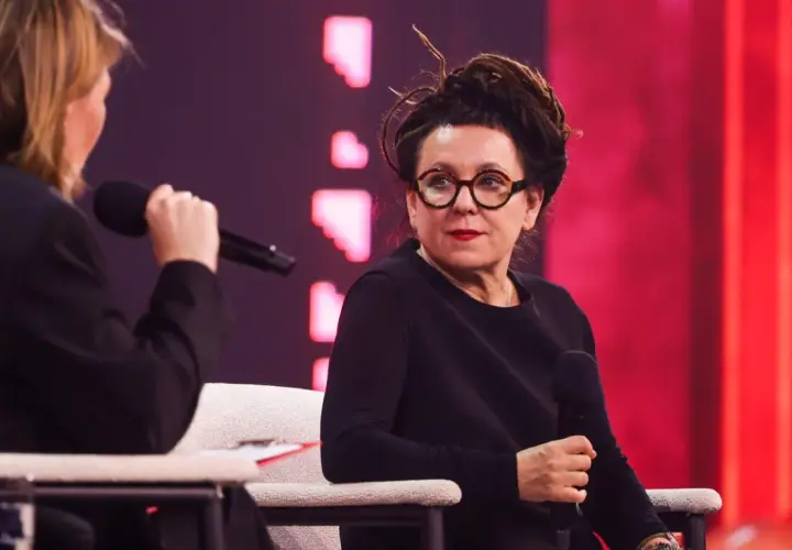 Olga Tokarczuk wiersz - odkryj głębię i emocje w jej poezji