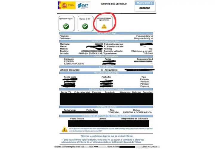 Informe DGT de moto con reserva de dominio. Muestra datos del vehículo, titular, seguro, ITV e historial.