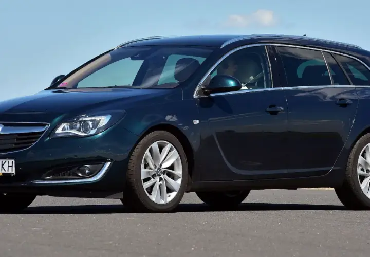 Opel Insignia jaki silnik wybrać, aby uniknąć wysokich kosztów eksploatacji?