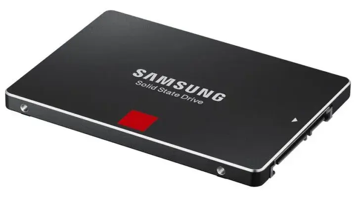 Jaki dysk do laptopa wybrać, aby uniknąć problemów z kompatybilnością?