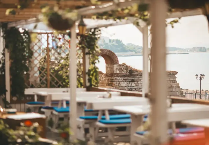 Gdzie zjeść w Nessebarze? Najlepsze restauracje na każdą kieszeń