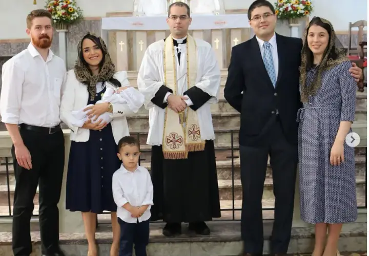 Jak się ubrać na mszę trydencką, aby wyrazić szacunek i tradycję