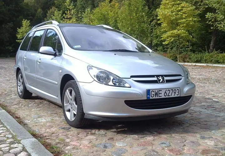 Ile pali Peugeot 307 1.6 benzyna? Sprawdź, co musisz wiedzieć