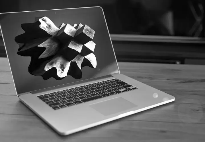 Twój laptop zwalnia? Oto jak go przyspieszyć! Pełny poradnik