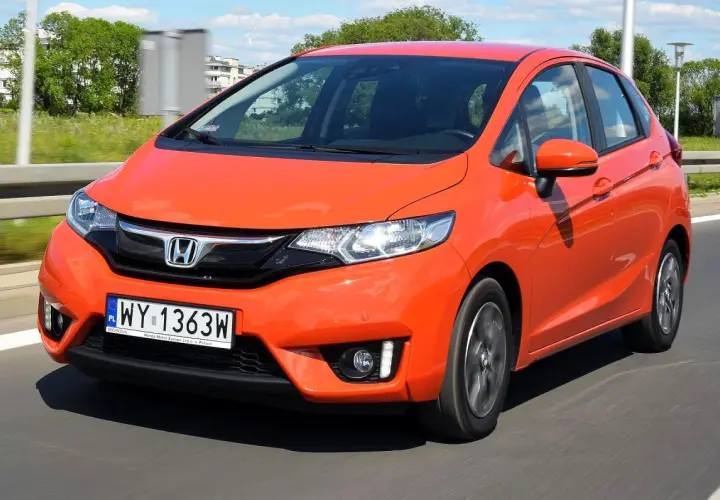Używana Honda Jazz 4: Genialna hybryda czy pułapka?