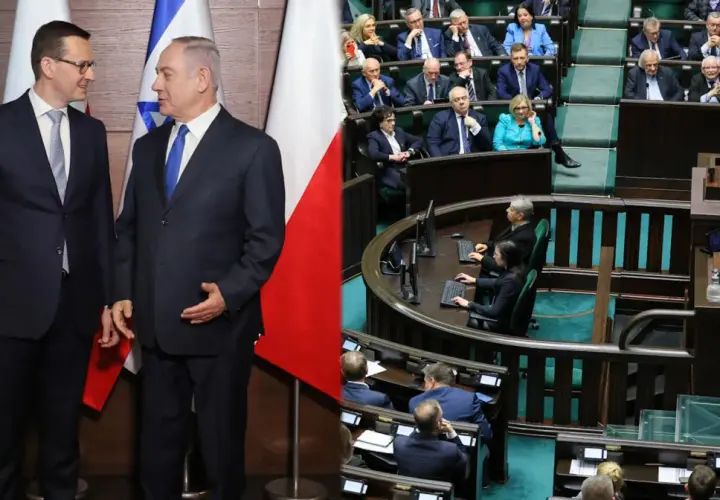 Mateusz Morawiecki i Benjamin Netanjahu stoją obok flag Izraela i Polski. W tle posłowie w sali sejmowej, co zrobiło pis.