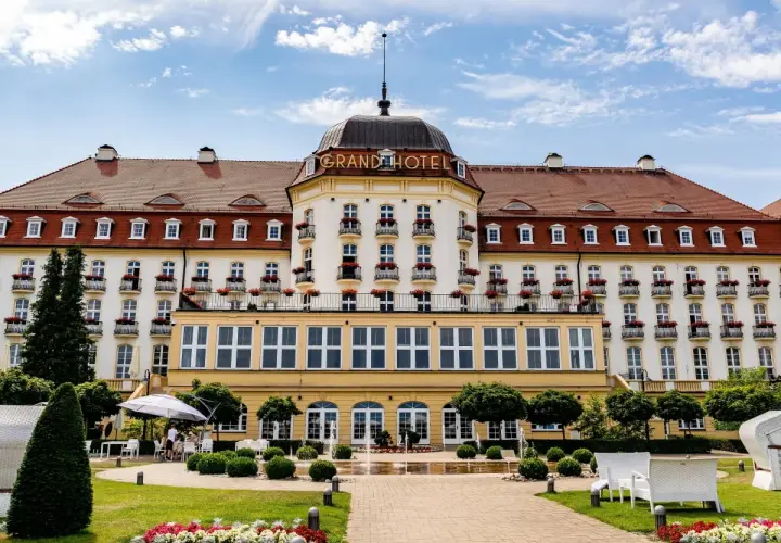 Hotel Marmur: Gdzie był i co dziś w miejscu kultowej budowli?