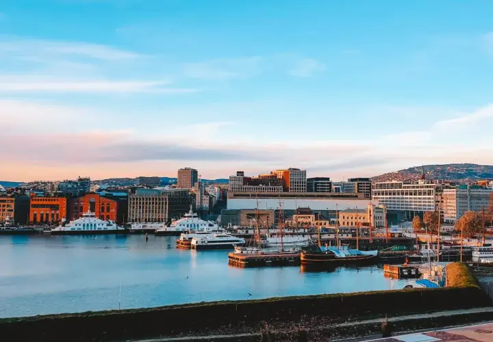 Oslo: Jak zaplanować podróż? Atrakcje, ceny, oszczędności