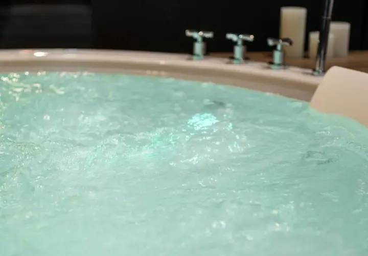 Ile prądu zużywa jacuzzi ogrodowe? Sprawdź, ile zapłacisz za energię