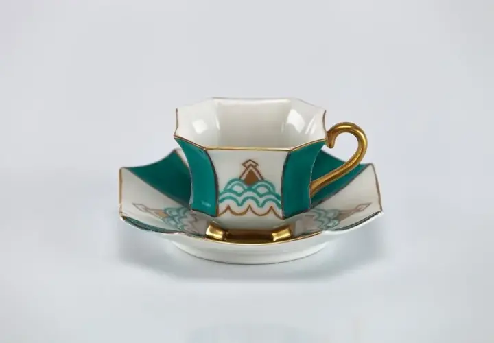 Filiżanki Rosenthal: Historia i wartość kolekcjonerska porcelany