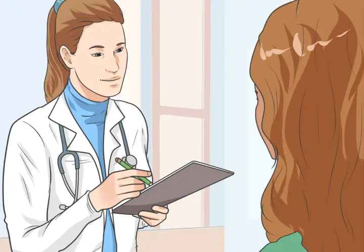 Medico con stetoscopio e appunti spiega a paziente come aumentare ossigeno nel sangue.