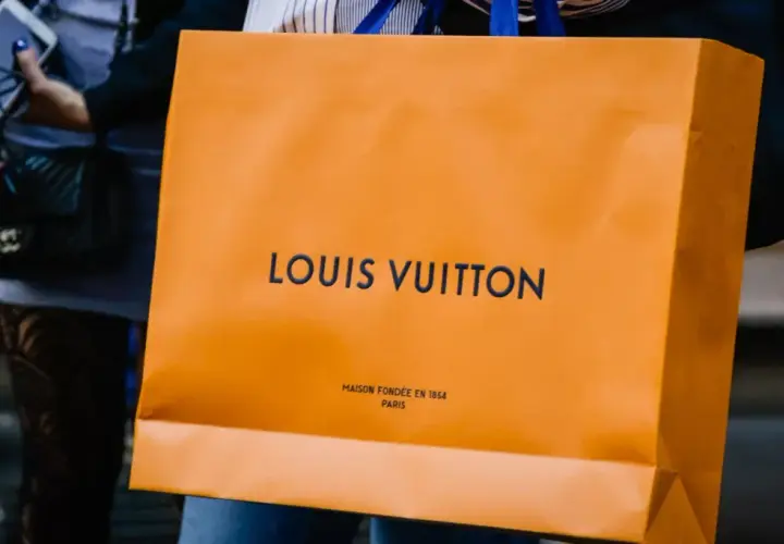 Jak rozpoznać oryginał Louis Vuitton i uniknąć podróbek
