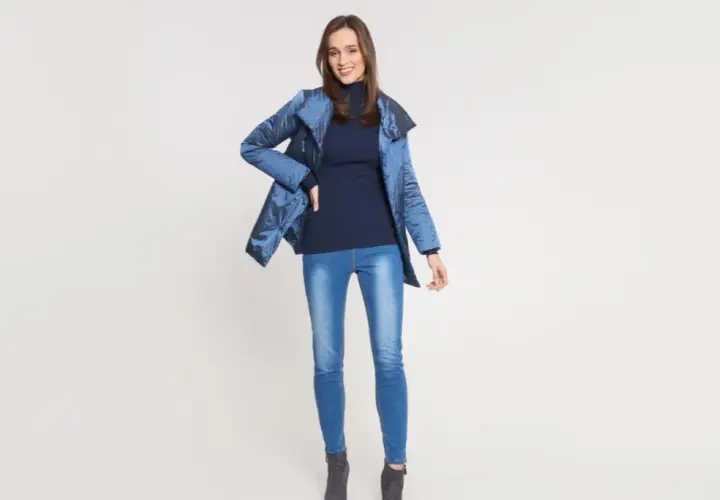 Najlepsze outfity na ognisko: komfort i styl na każdą pogodę