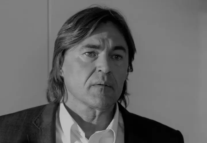 Aktor Mirosław Kowalczyk: Jego życie, kariera i tragiczna śmierć