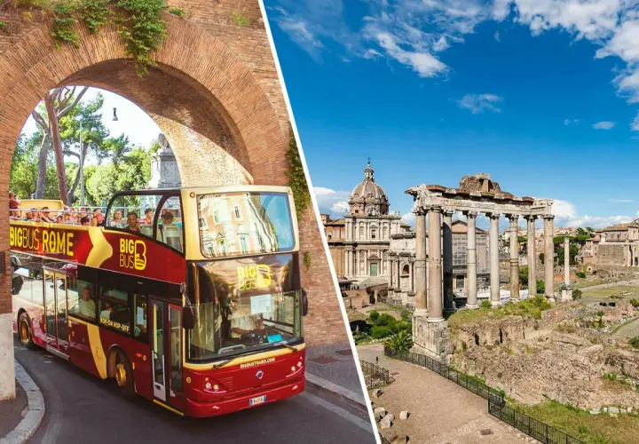 Un bus turistico rosso a due piani attraversa un arco di mattoni a Roma, con il Foro Romano sullo sfondo. Le linee bus Roma offrono un modo comodo per esplorare la città.