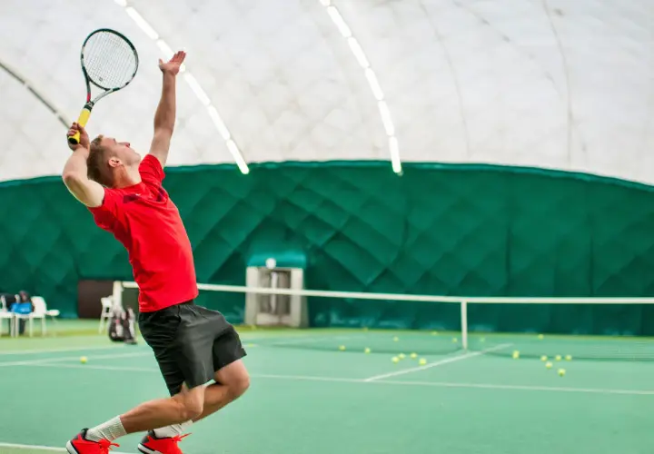 Tenis jak zacząć: Kluczowe kroki, aby uniknąć frustracji i grać lepiej