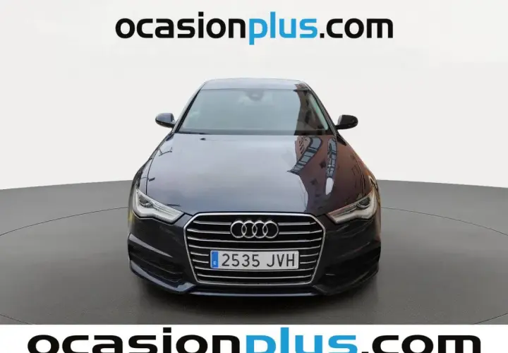 Audi A6 2.7 TDI 190cv: opiniones sobre este elegante sedán oscuro.