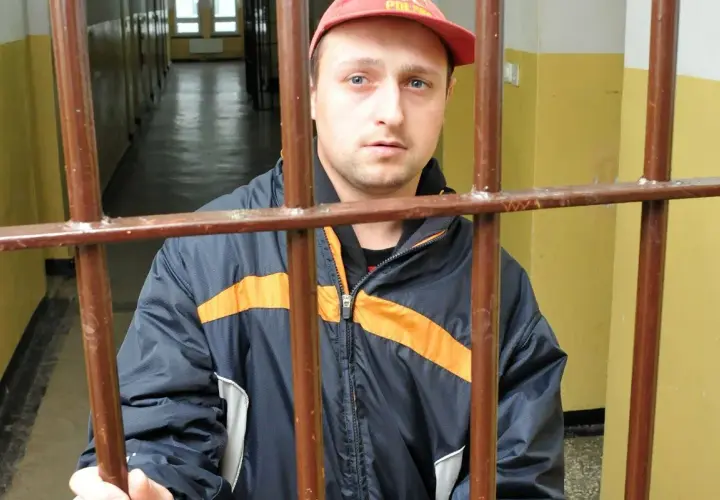Gdzie zgłosić chorego psychicznie sąsiada, aby zapewnić bezpieczeństwo?