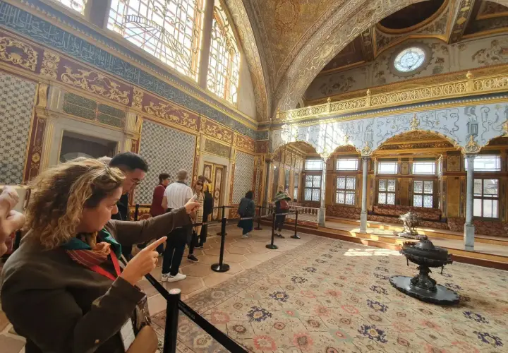 Atrakcja pałacu Topkapi: co warto zobaczyć w Stambule?