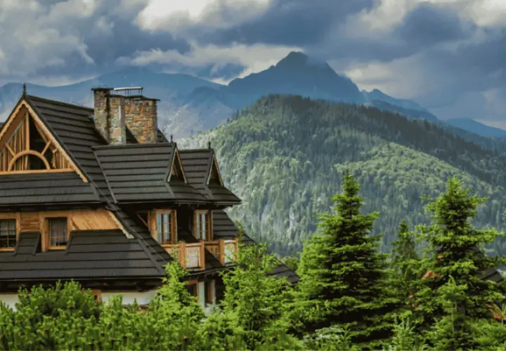 Czy schronisko może odmówić noclegu? Poznaj ważne zasady i prawa