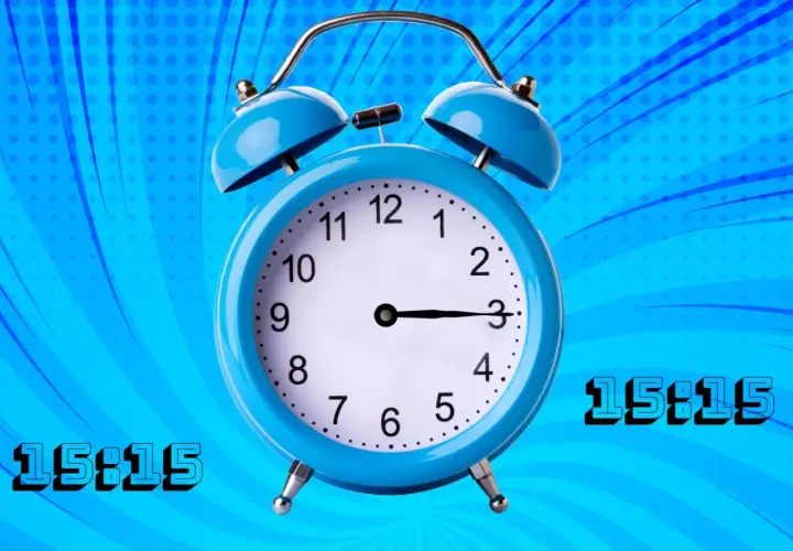 Reloj despertador azul muestra las 15:15. El número 1515 significado espiritual es un llamado a la acción y a la transformación.