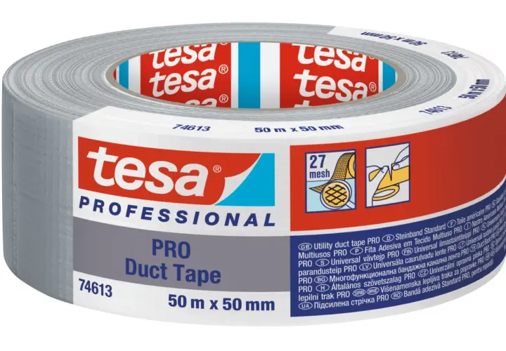 Rolka taśmy tesa PRO Duct Tape, 50 m x 50 mm, idealna do profesjonalnych zastosowań.