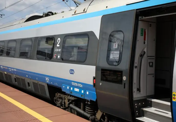 Ile kosztuje kawa w Intercity? Ceny, które zaskoczą podróżnych