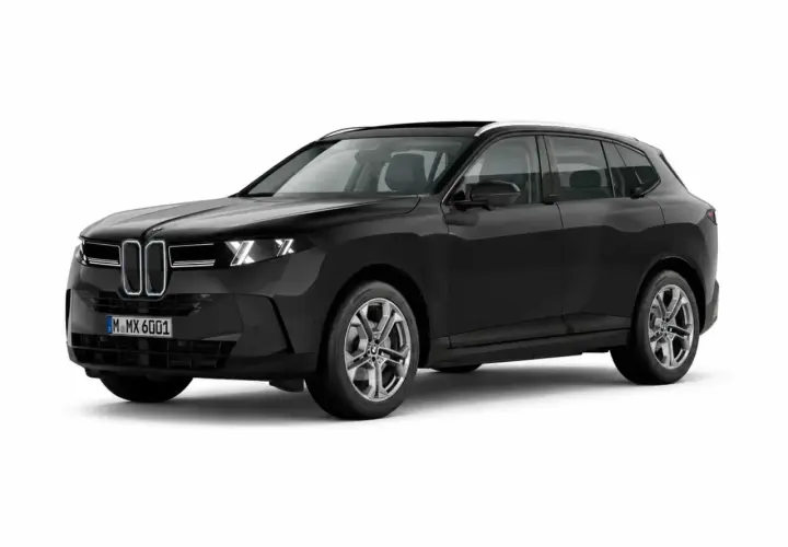 Eleganckie, czarne BMW X7 na białym tle. Idealne do leasingu dla wymagających kierowców.