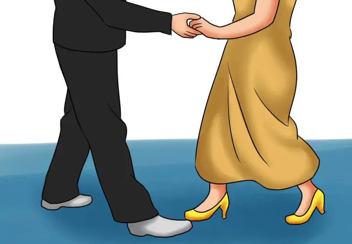 Coppia che balla bachata, lui in abito scuro, lei in vestito giallo. I loro piedi si muovono con grazia sul pavimento blu.