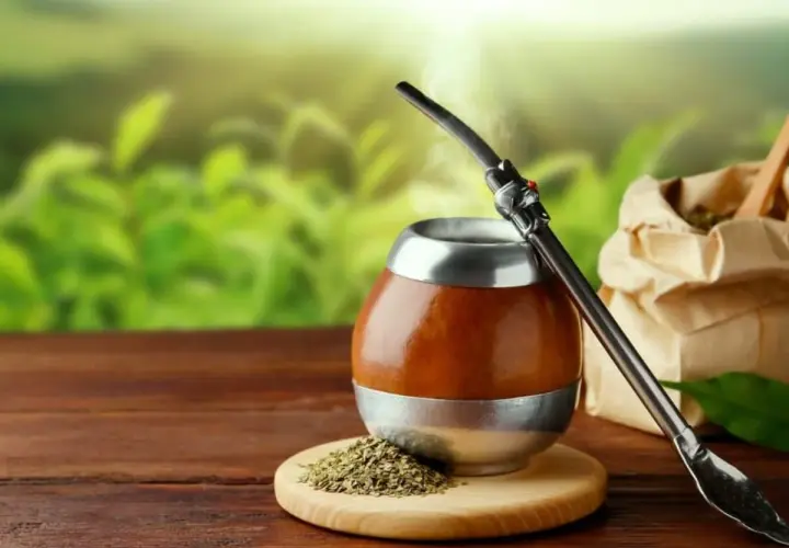Parzy się yerba mate. Może to alternatywa, skoro nie smakuje mi kawa.