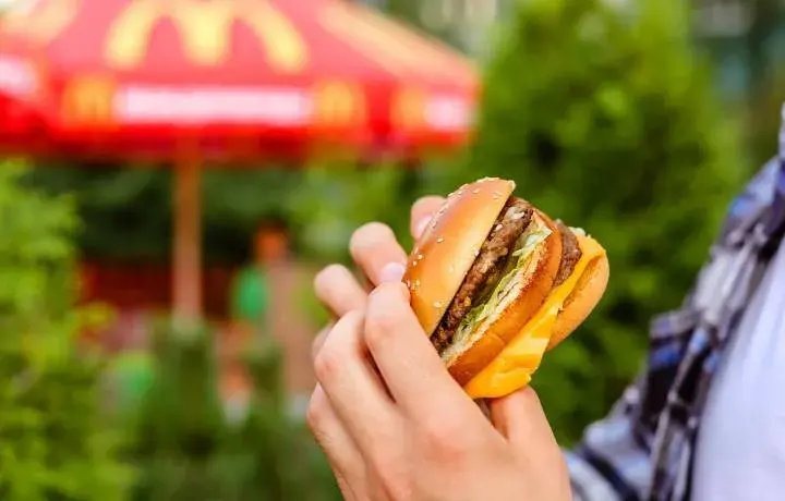 Od kiedy burger drwala w McDonald's? Sprawdź datę powrotu!