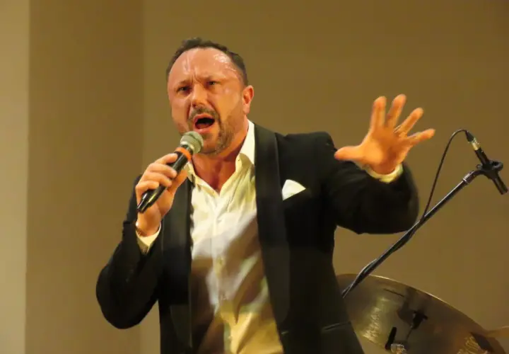 Mirosław Niewiadomski - wiek tenora, który zaskakuje fanów
