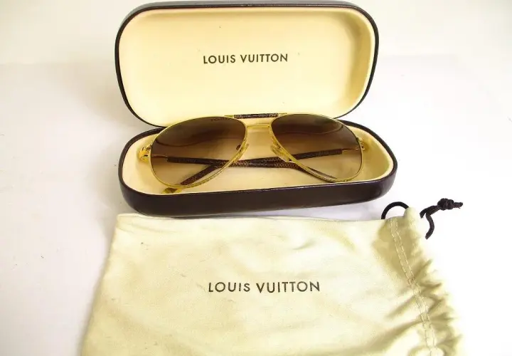 Nie daj się oszukać! Jak rozpoznać oryginalne okulary Louis Vuitton