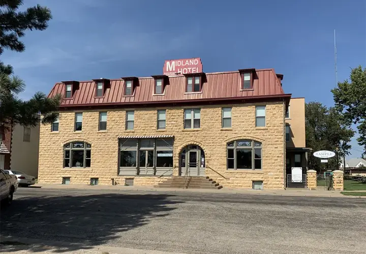 Co znaczy inn w nazwie hotelu? Odkryj jego znaczenie i historię