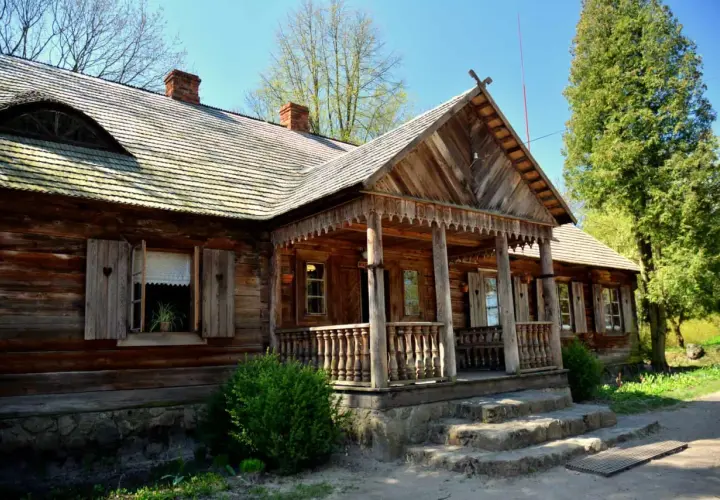 Skansen w Nowogrodzie: Historia, atrakcje i nadchodzące wydarzenia