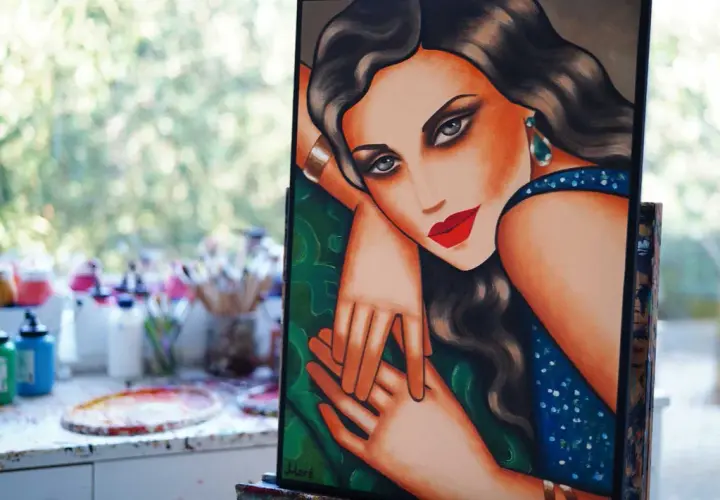 Frauenporträts: Kunst, Symbolik & Kaufberatung für Ihr Zuhause
